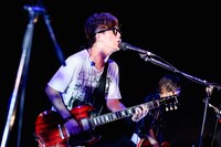 田邊駿一（Vo, G / BLUE ENCOUNT）（Photo by Viola Kam [V'z Twinkle]）