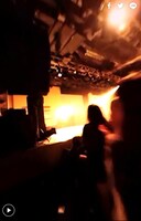 FlowBack「Come A Long Way」ミュージックビデオのワンシーン。