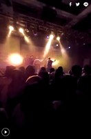 FlowBack「Come A Long Way」ミュージックビデオのワンシーン。