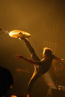 吉川晃司「KIKKAWA KOJI Live 2016 "WILD LIPS" TOUR」東京・東京体育館公演の様子。（Photo by Shigeru Toyama）