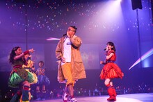 チームしゃちほことZEN-LA-ROCK。