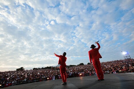 C&Kのライブの様子。（撮影：鳥居 洋介・三浦知也）