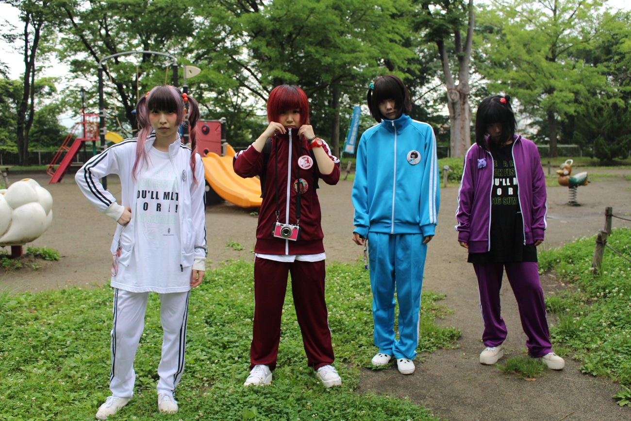 ゆるめるモ！「めんどいしんどいPUNKするか」ミュージックビデオのワンシーン。