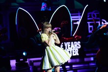 きゃりーぱみゅぱみゅ「スカパー！SUPER LIVE “KPP 5iVE YEARS PREMIUM LIVE in HAWAII”」の様子。