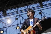 高橋優(写真提供:Warner Music Japan)