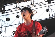 高橋優(写真提供:Warner Music Japan)