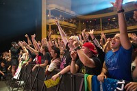 「Perfume 6th Tour 2016『COSMIC EXPLORER』」Hammerstein Ballroom公演2日目の様子。（写真提供：ユニバーサルミュージック）