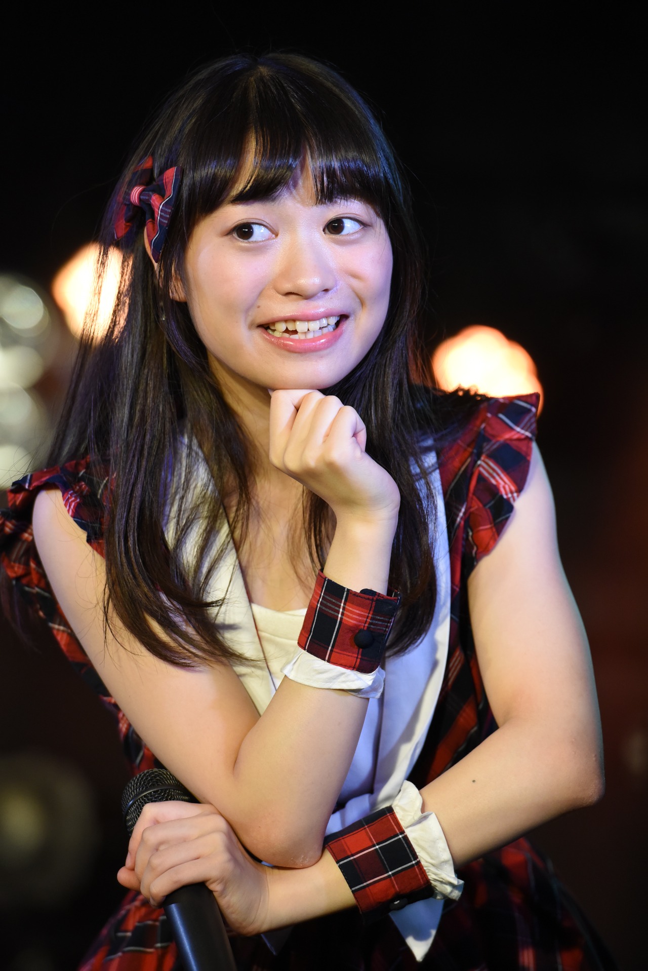 宇野友恵