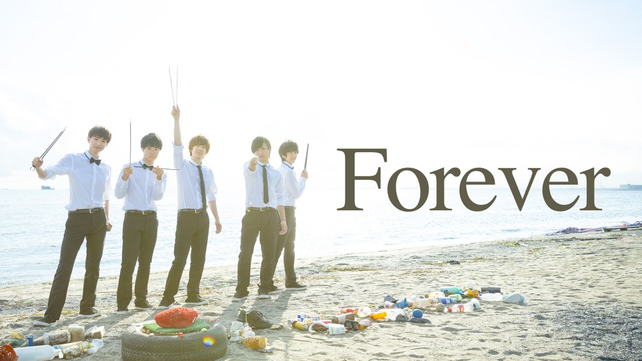 CUBERS「Forever」ミュージックビデオのワンシーン。
