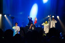 TOKYO HEALTH CLUBとMACKA-CHIN。（Photo by Ena Yanai）