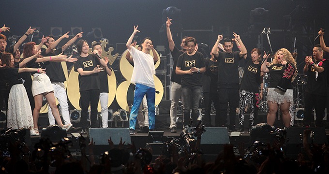 「908 FESTIVAL 2016」東京・日本武道館公演の様子。