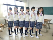 ばってん少女隊（写真提供：ビクターエンタテインメント）