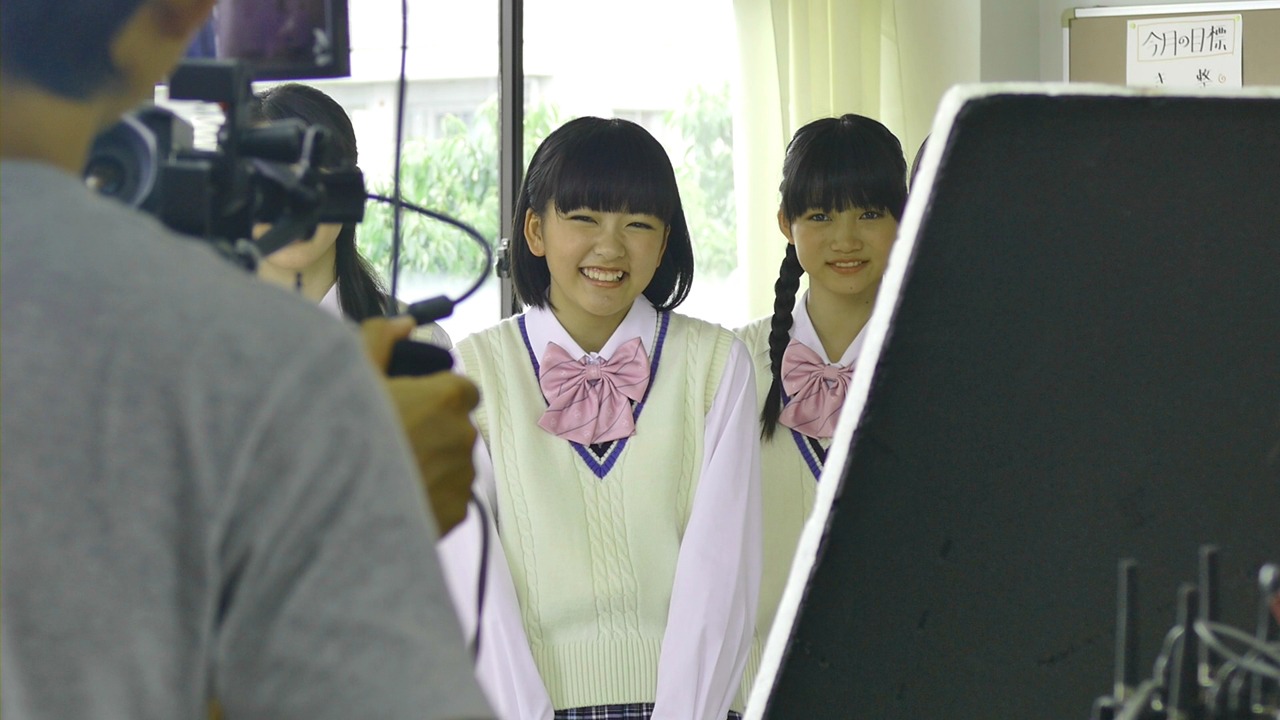 CM撮影の様子。（写真提供：ビクターエンタテインメント）