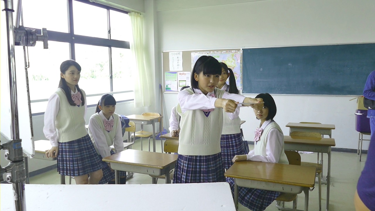 CM撮影の様子。（写真提供：ビクターエンタテインメント）