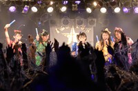 「LIVE HOUSE TOUR 2016 ～紅葉しに行こうYO！行脚だぎゃぁ～」長崎・DRUM Be-7公演の様子。