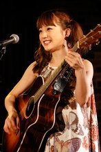 瀬川あやか（提供：ポニーキャニオン）