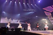 イヤホンズ with 石田燿子 feat. 永井ルイ (c) Animelo Summer Live 2016/MAGES.