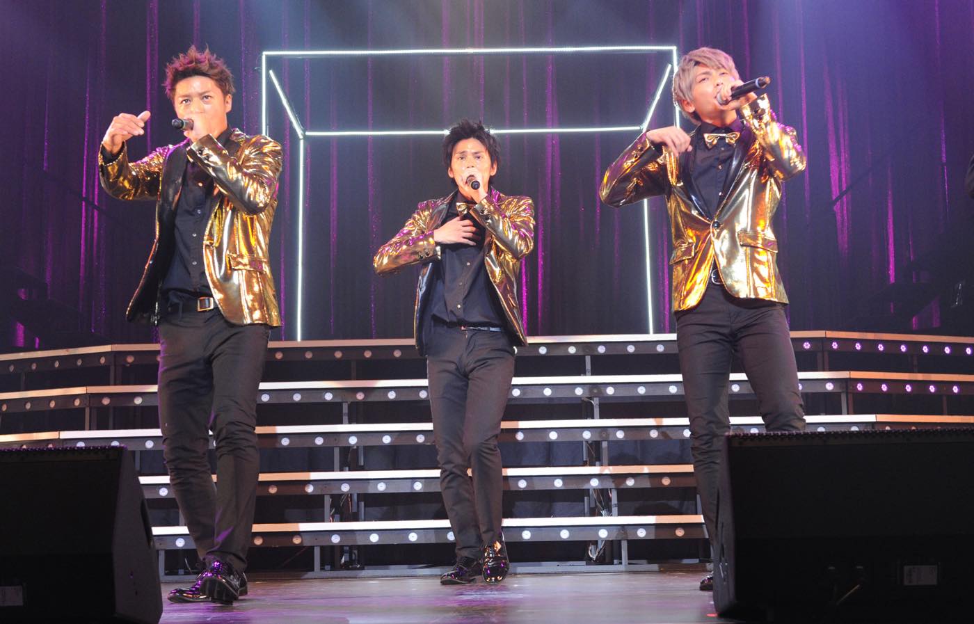 Lead「Lead Upturn 2016～THE SHOWCASE～」中野サンプラザホール公演の様子。 （写真提供：ポニーキャニオン）