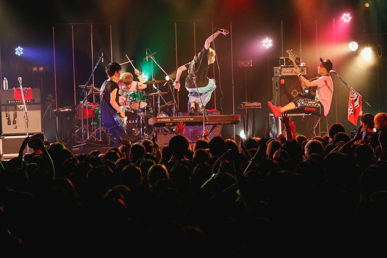 HOWL BE QUIET、半年ぶりワンマンで新曲も披露「俺らの歴史の中でも大切な日」