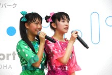 左から吉川ひより、小泉遥香。（撮影：中村大吾）