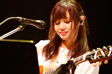 藤原さくら（Photo by Otatsu）