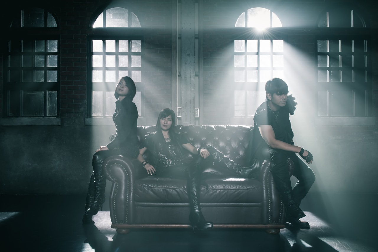 AKINO with bless4、新曲MVに豪華演奏陣も