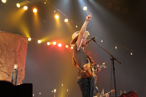 平井大（写真提供：エイベックス・ミュージック・クリエイティヴ）