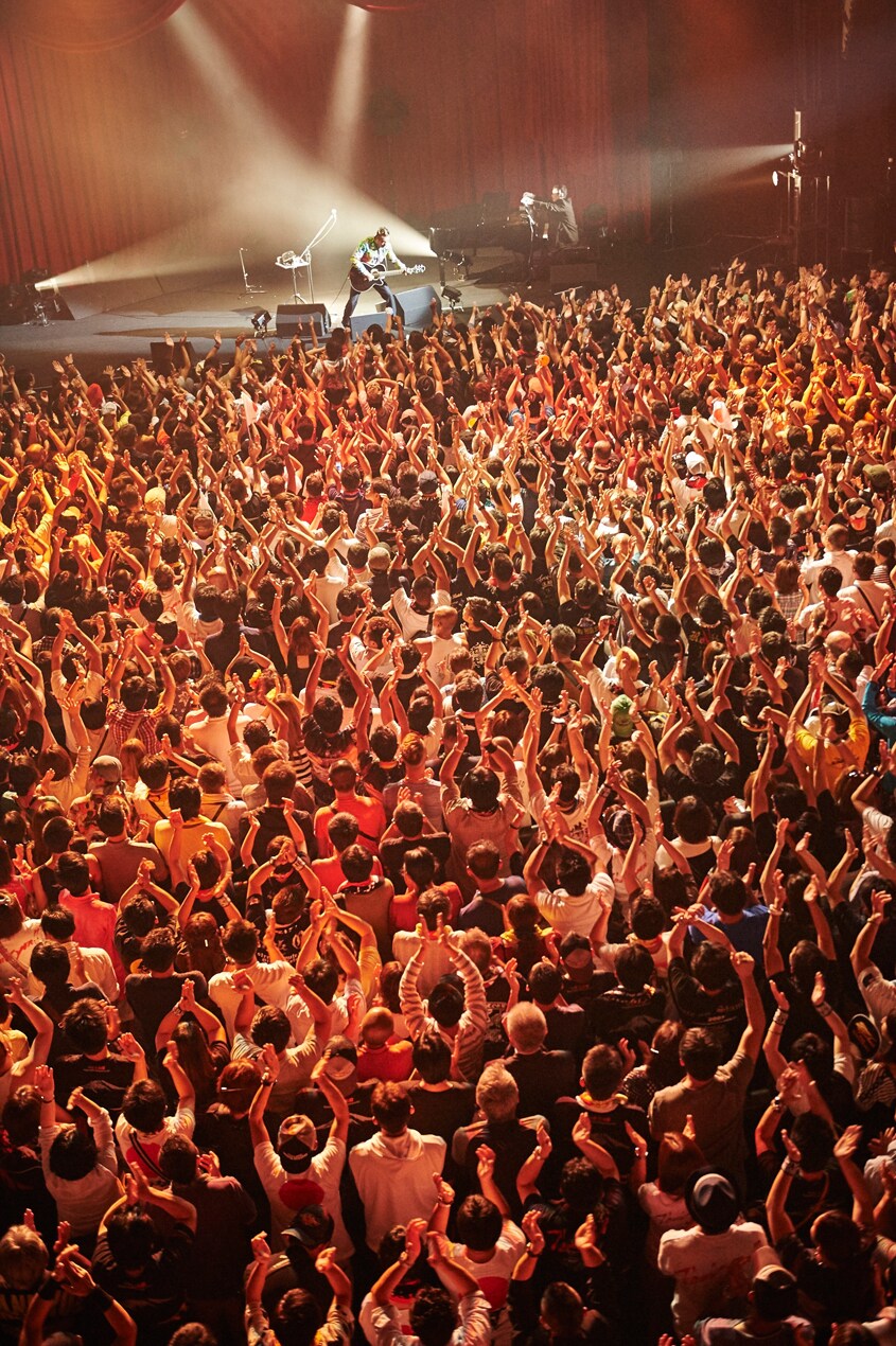 NEWSライブツアー2016 NEWS – Touch [from NEWS LIVE TOUR 2016 QUARTETTO] - YouTube