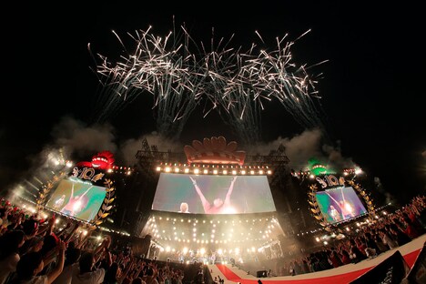 「SMBC / 三井住友銀行 Presents 超いきものまつり2016 地元でSHOW!! ～厚木でしょー!!!～ Supported by 爽健美茶」の様子。（写真提供：EPICレコードジャパン）