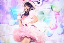 AKB48「AKB48グループ同時開催コンサートin横浜 ～今年はランクインできました祝賀会～」の模様。(c)AKS