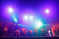 超特急（撮影：M.ミチコ）