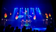「『POPCONE LIVE!』DEVIL NO ID LAUNCH LIVE & UTOMARU ART EXHIBITION」の様子。(photo by katsuhiko morihiro)
