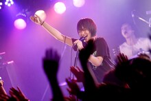 カノエラナ「月1ワンマン!!カノエがよかごて5連続 Vol.5～カノエとラストフーバーしようぜの巻～」の様子。（撮影：後藤壮太郎）