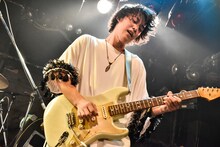 吉田健二（G / ウソツキ）（Photo by Daisuke Miyashita）