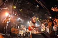 ウソツキ（Photo by Daisuke Miyashita）