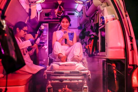 コムアイ（撮影：横山マサト）