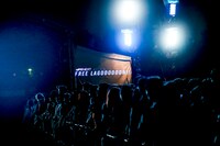 開演前の東京・潮風公園。（撮影：横山マサト）