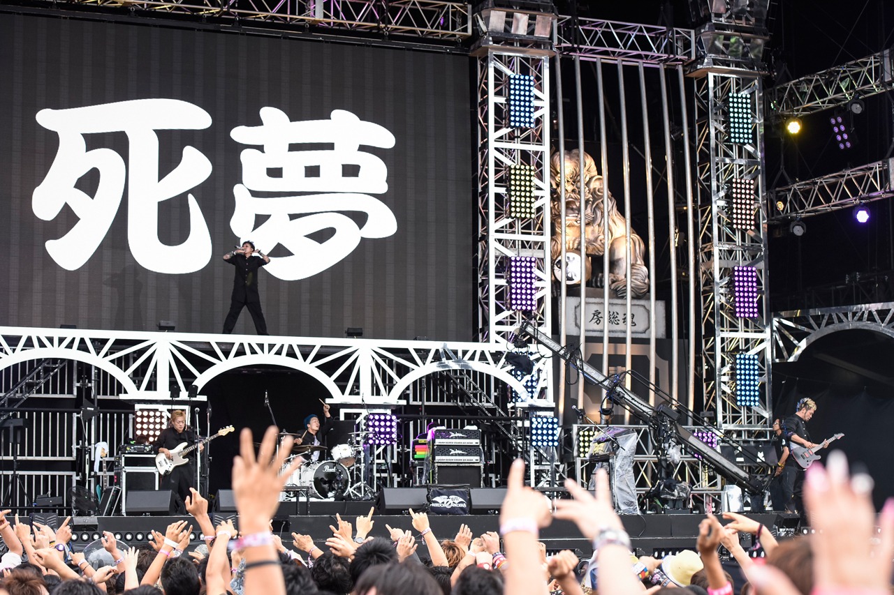 SiM（撮影：釘野孝宏）
