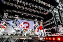 氣志團（撮影：青木カズロー）