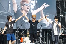 左より御徒町凧、綾小路翔（氣志團）、森山直太朗。（撮影：中野修也）