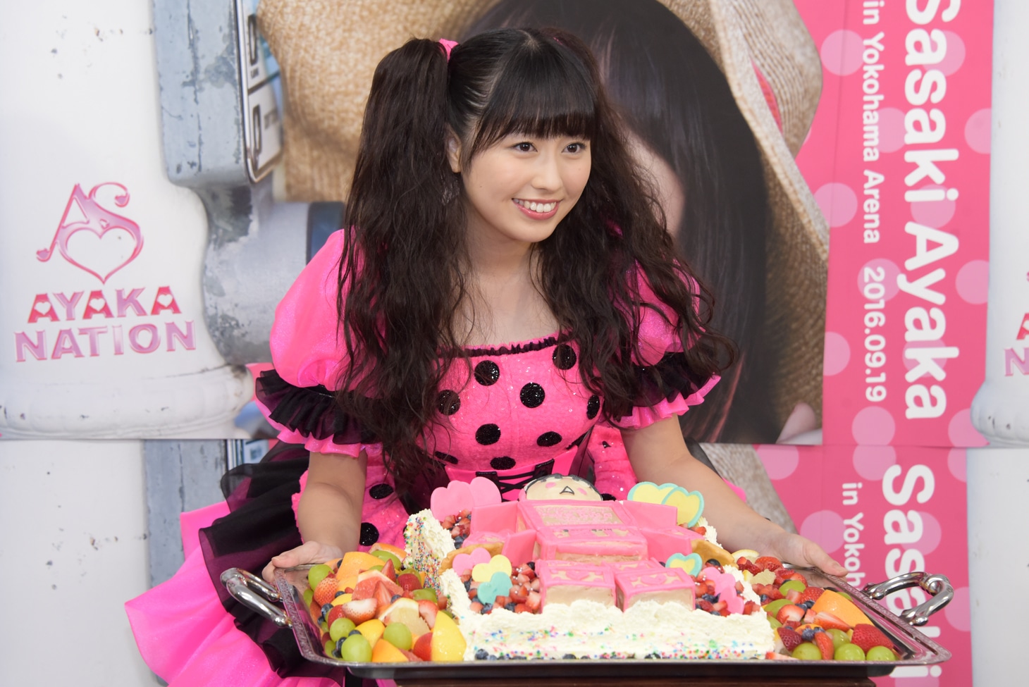 あーりんとあーりんロボケーキ。