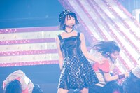 佐々木彩夏「AYAKA-NATION 2016 in 横浜アリーナ」の様子。（photo by HAJIME KAMIIISAKA）