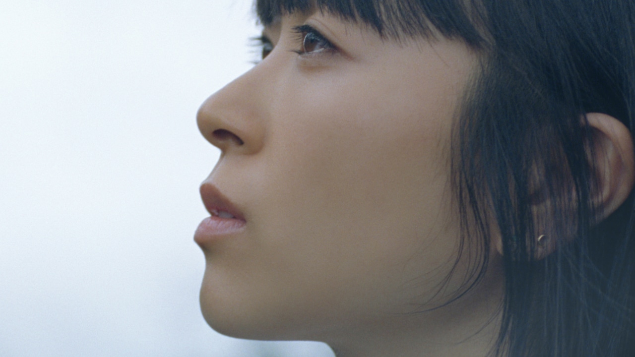 「サントリー天然水」新CM「水の山行ってきた南アルプス」篇のワンシーン。