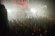 INORAN「INORAN TOUR 2016 -Thank you-」の様子。（写真提供：キングレコード）