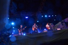 くるりと桜井和寿（Mr.Children）のコラボの様子。（撮影：久保憲司）