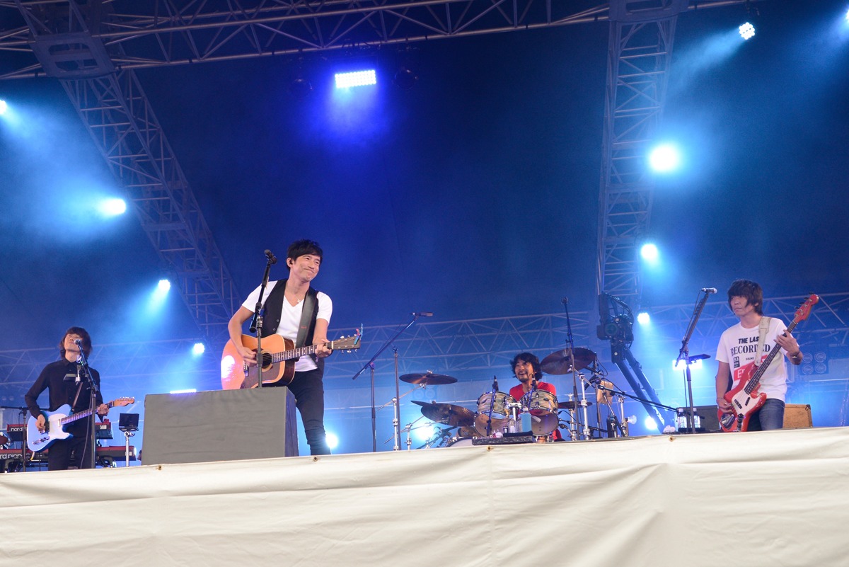 Mr.Children（撮影：久保憲司）