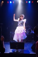 渡部由衣「FUN FAN FESTIVAL 2016」の様子。（写真提供：徳間ジャパンコミュニケーションズ）