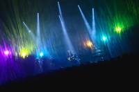 「明日晴れるさ」演奏時の様子。（撮影：後藤壮太郎）