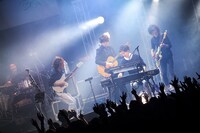 sumika「『アンサーパレード』Release Tour Final OnemanLive【Little crown #3】」神奈川・CLUB CITTA'公演の様子。（撮影：後藤壮太郎）