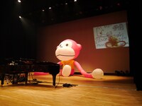 「marasy piano live tour 2016」初日公演終了後のステージの様子。（提供：Subcul-rise Record）